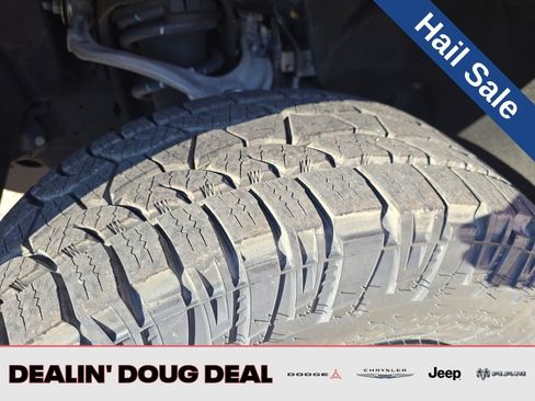 Used 2024 Chevrolet Silverado 1500 LT Trail Boss w/ LT Trail Boss Premium Package image 28