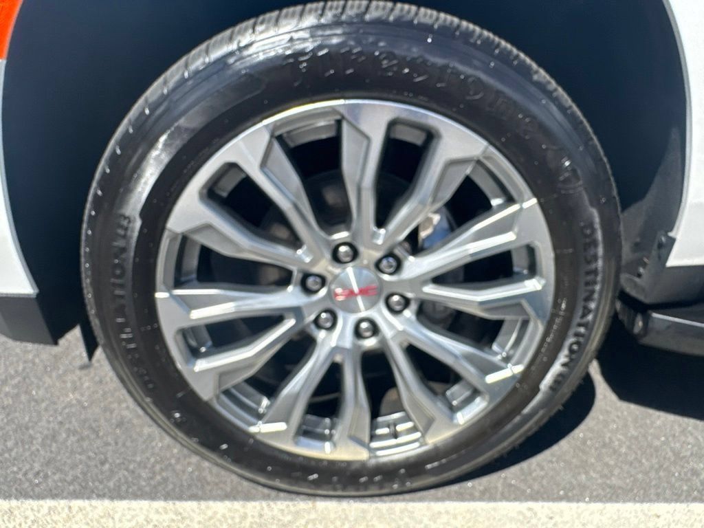 Used 2023 GMC Yukon Denali w/ LPO, Floor Liner Package AWD/4WD image 33
