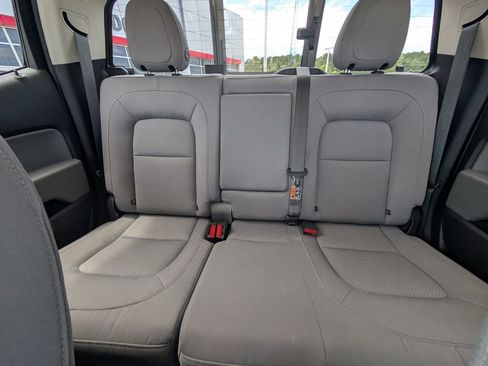 Used 2018 Chevrolet Colorado LT w/ LT Convenience Package RWD image 24