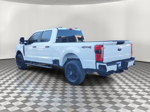 Used 2023 Ford F250 XL w/ STX Appearance Package image 4