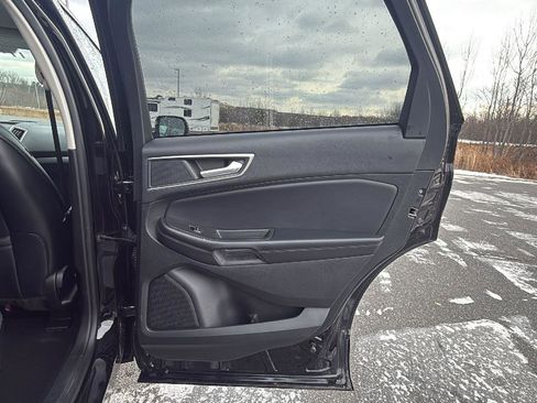 Used 2023 Ford Edge SEL image 20