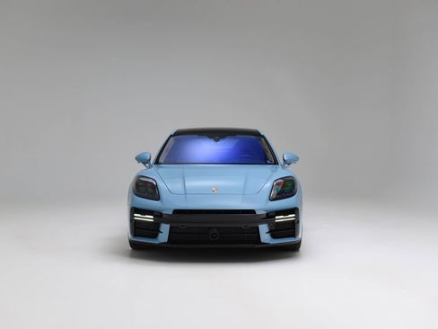 Used 2026 Porsche Panamera GTS AWD/4WD image 8