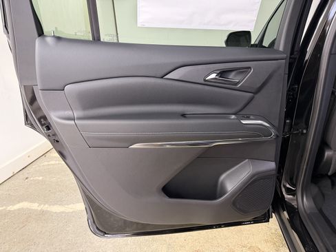 New 2026 Chevrolet Traverse LT image 41