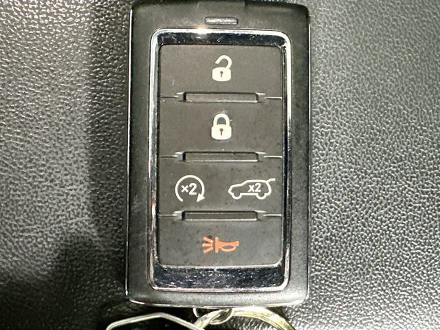 Used 2022 Jeep Grand Cherokee L Limited AWD/4WD image 18