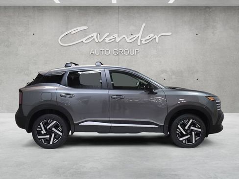 New 2026 Nissan Kicks SV FWD image 17