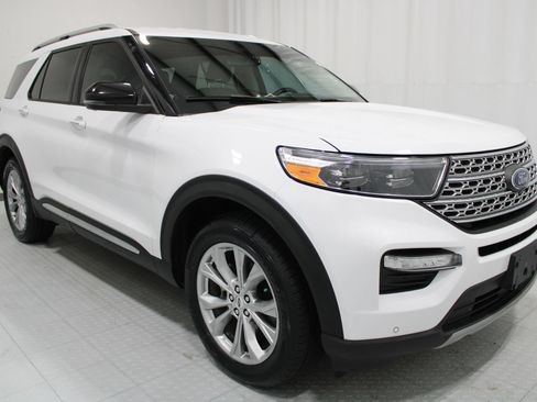 Used 2021 Ford Explorer Limited AWD/4WD image 4