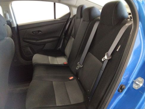 Used 2025 Nissan Sentra SV FWD image 31