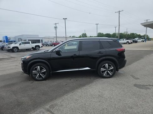 Used 2023 Nissan Rogue Platinum w/ Platinum Premium Package AWD/4WD image 9