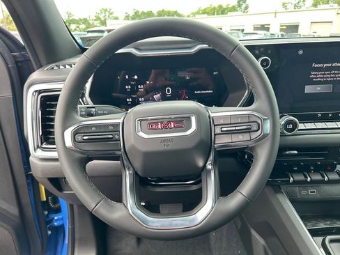 New 2026 GMC Canyon Elevation w/ Convenience Package image 16