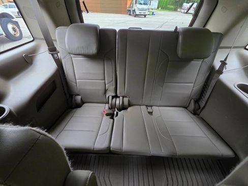 Used 2015 Chevrolet Tahoe LTZ image 29