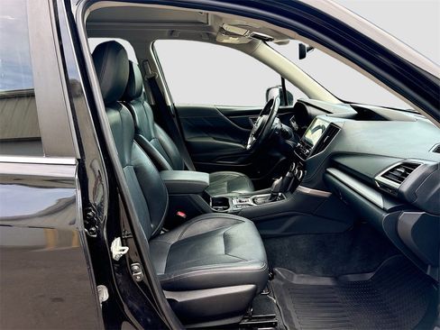 Used 2021 Subaru Forester Limited w/ Popular Package #3 image 28