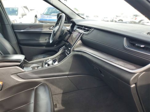 Used 2024 Jeep Grand Cherokee Limited 4xe image 35