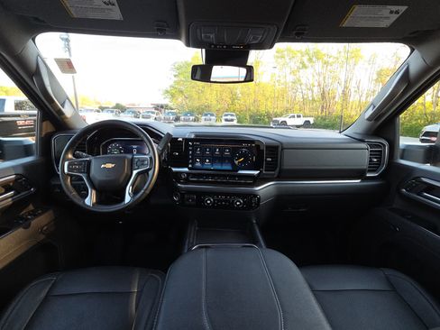 Certified 2024 Chevrolet Silverado 2500 LT w/ All Star Edition image 31