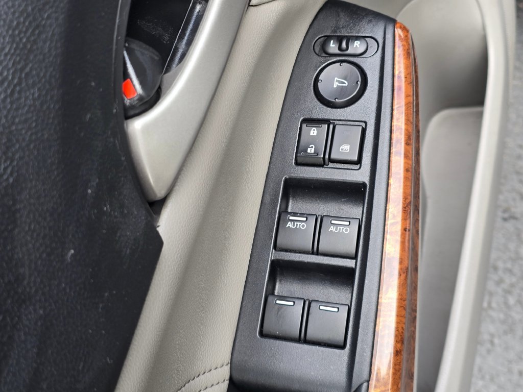 Used 2011 Honda Accord EX-L image 15