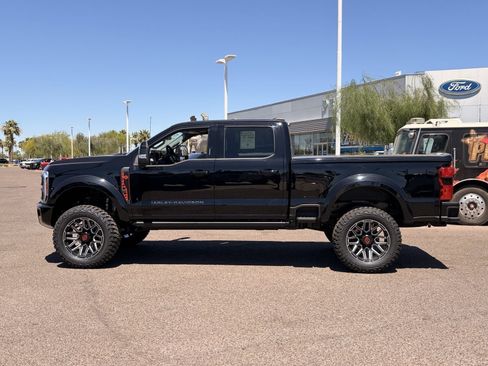 New 2026 Ford F250 Lariat w/ Black Appearance Package AWD/4WD image 3