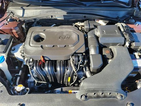Used 2018 Kia Optima LX image 25