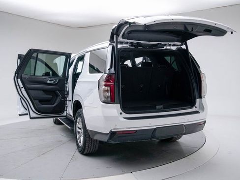 Used 2024 Chevrolet Tahoe LT image 18