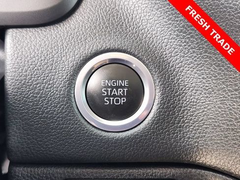 Used 2022 Toyota Tundra Limited w/ Power Package AWD/4WD image 19