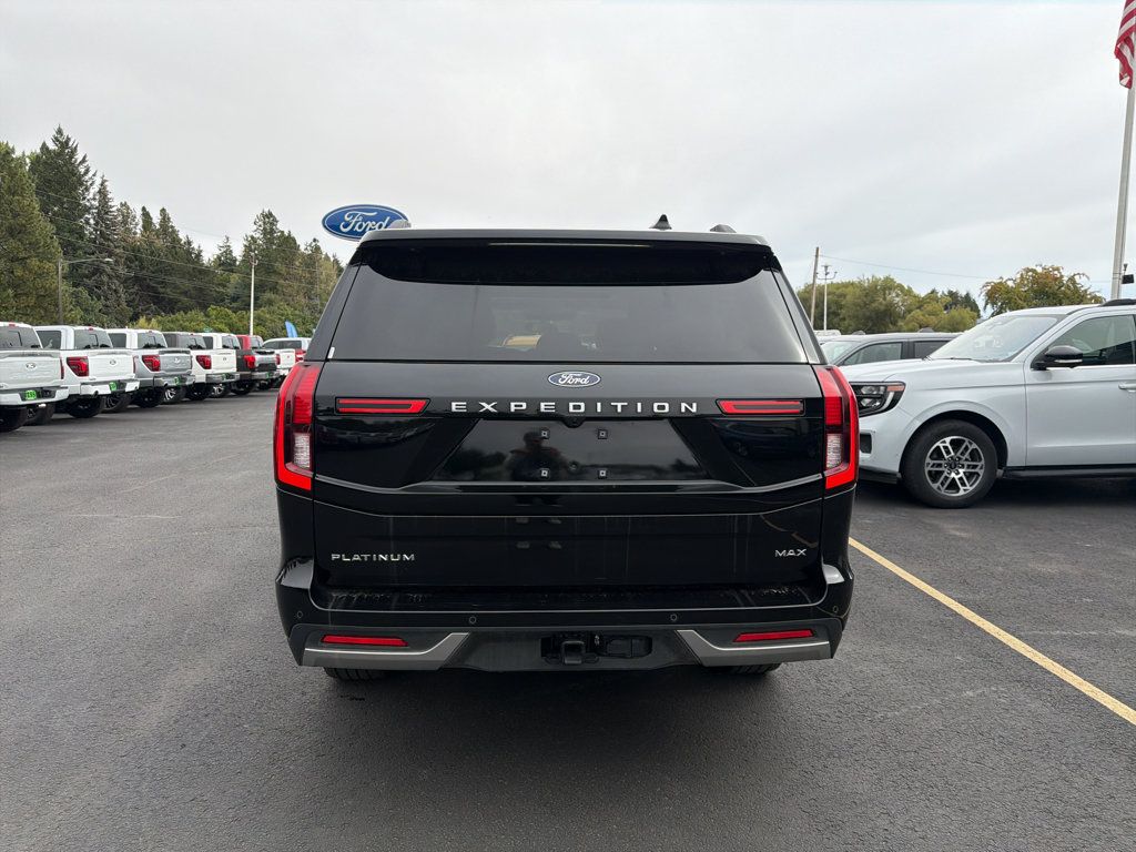 Used 2025 Ford Expedition Max Platinum w/ Driver's Package AWD/4WD image 14