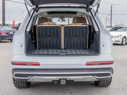 Used 2020 Audi Q7 3.0T Premium Plus w/ Premium Plus Package image 12