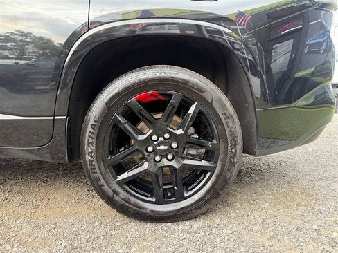 Used 2021 Chevrolet Traverse Premier w/ Redline Edition AWD/4WD image 10
