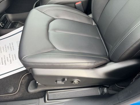 New 2026 Chrysler Pacifica Select w/ S Appearance Package FWD image 12