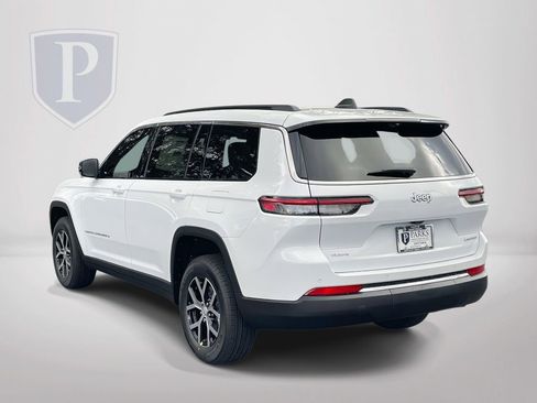 New 2025 Jeep Grand Cherokee L Limited w/ Luxury Tech Group II image 6