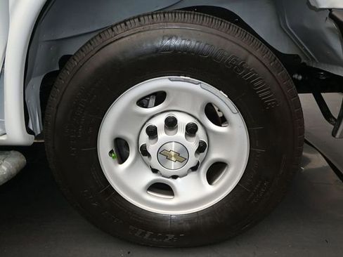 Used 2024 Chevrolet Express 2500 Work Van w/ Driver Convenience Package image 13