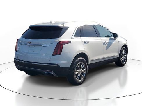 Certified 2023 Cadillac XT5 Premium Luxury FWD image 4