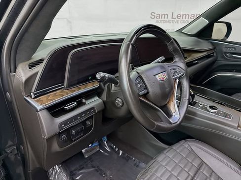 Used 2023 Cadillac Escalade ESV Sport Platinum w/ LPO, ONYX Package image 7