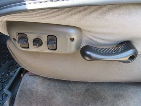 Used 2006 Dodge Ram 1500 Truck SLT w/ Trailer Tow Group AWD/4WD image 17