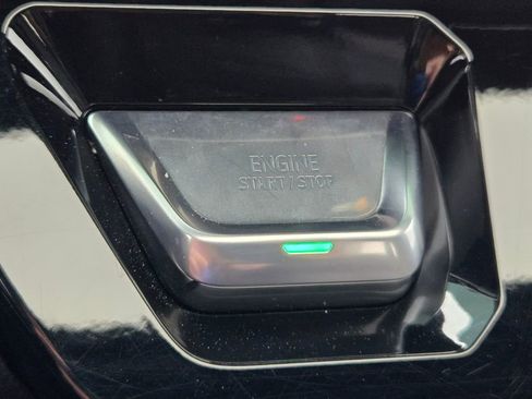 Used 2025 GMC Sierra 1500 AT4 w/ Technology Package image 34