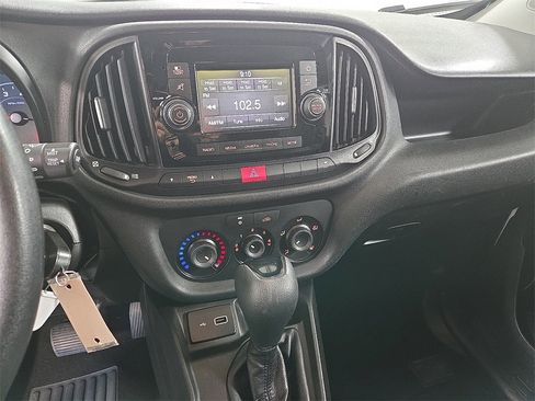 Used 2022 RAM ProMaster City Wagon image 24