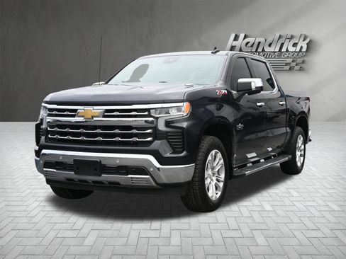 Used 2023 Chevrolet Silverado 1500 LTZ AWD/4WD image 5