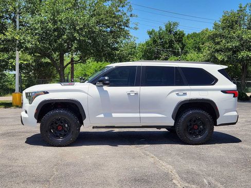 Used 2023 Toyota Sequoia TRD Pro AWD/4WD image 5