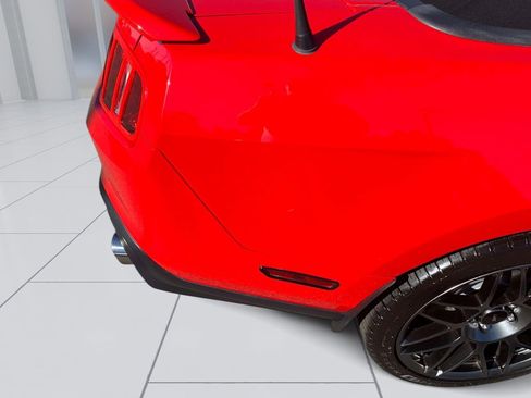 Used 2012 Ford Mustang Shelby GT500 w/ SVT Performance Pkg RWD image 24