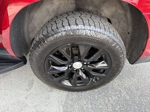 Used 2022 Chevrolet Tahoe LT AWD/4WD image 12