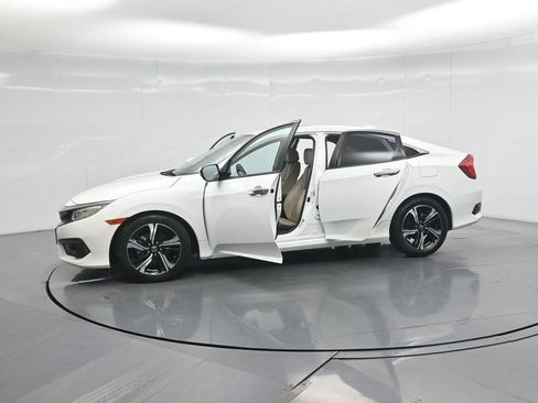 Used 2016 Honda Civic Touring image 32