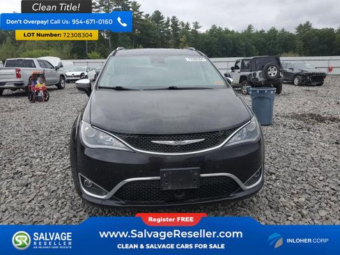 Used 2017 Chrysler Pacifica Limited image 2