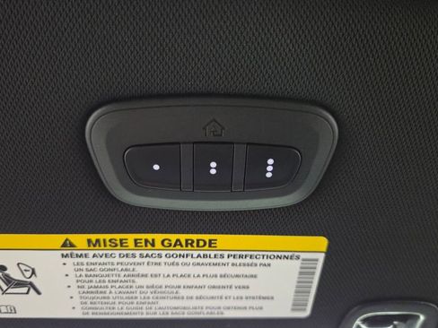 New 2026 Chrysler Pacifica Select image 27