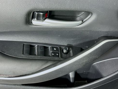 Used 2024 Toyota Corolla SE w/ SE Premium Package FWD image 14