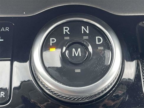 New 2025 Ford Expedition Max Platinum w/ Driver's Package image 16