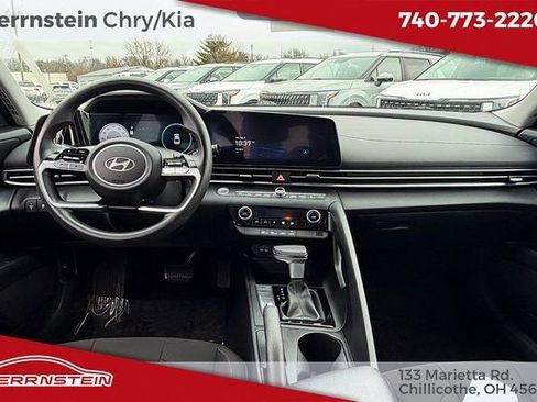 Used 2024 Hyundai Elantra SEL image 6