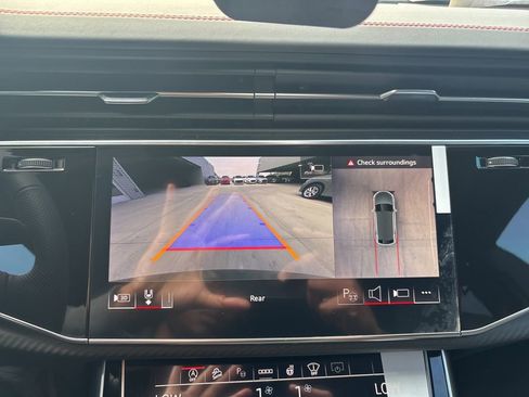 New 2026 Audi SQ8 Prestige image 24