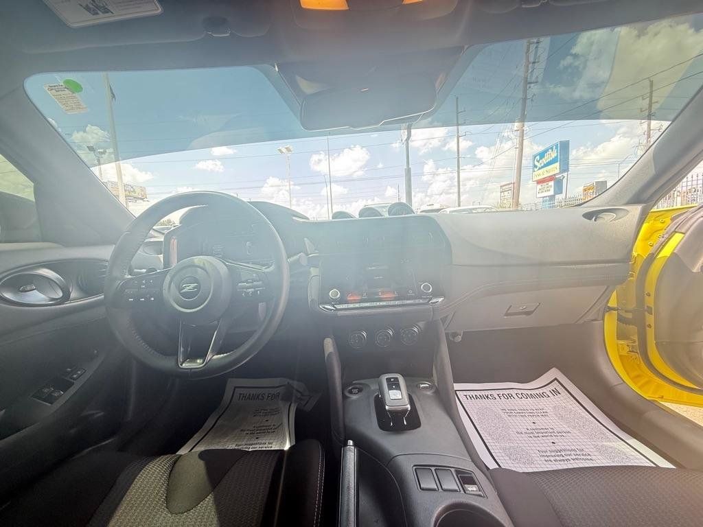 Used 2024 Nissan Z Sport w/ Floor Mat Package RWD image 19