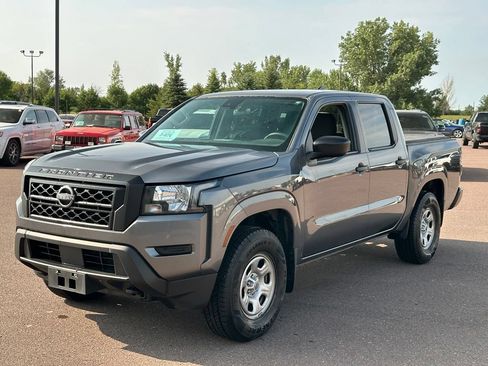 Used 2022 Nissan Frontier S w/ Technology Package AWD/4WD image 4