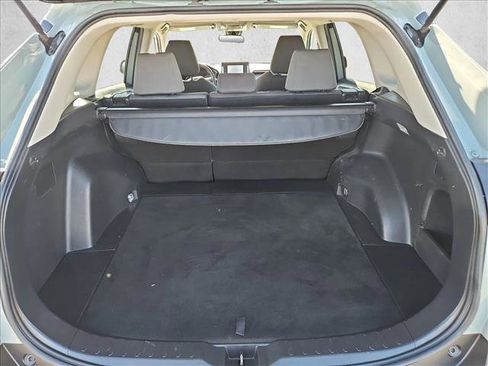 Used 2021 Toyota RAV4 XLE image 6