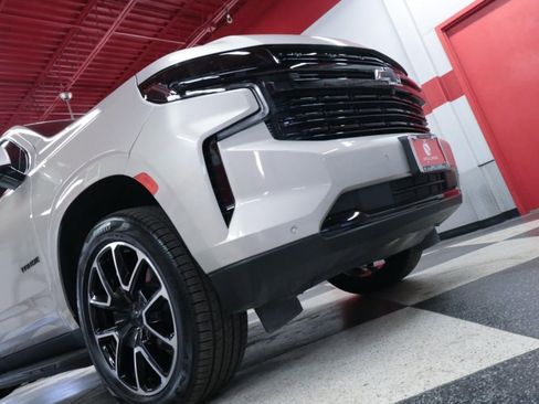 Used 2024 Chevrolet Tahoe RST w/ Luxury Package image 36