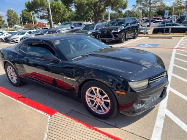 Used 2014 Chevrolet Camaro LS RWD image 3