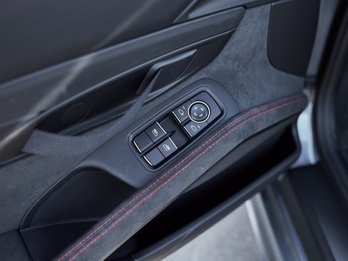 Used 2025 Porsche 718 Boxster Spyder RS w/ Accent Package Logos image 39